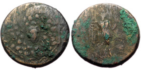 Pontos, Amisos ? (Temp. Mithradates VI Eupator, ca 105-85 BC) AE (Bronze, 7,47g, 22mm) 
Obv: Aegis with Gorgoneion in centre 
Rev: Nike advancing righ...