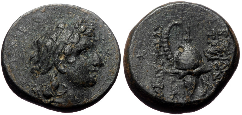 Seleukid Kings of Syria, Tryphon, AE, (Bronze, 6. 17 g 18mm), ca 142-138 BC, Unc...