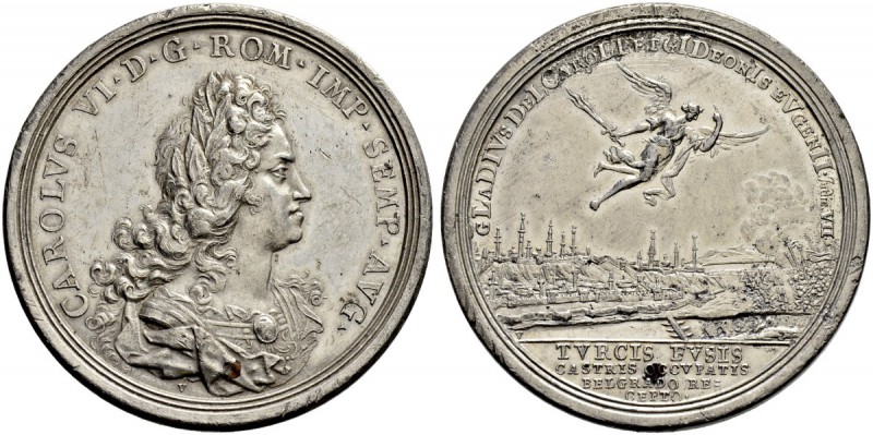 RDR / ÖSTERREICH 
 Karl VI. 1711-1740 
 Zinnmedaille 1717. Auf die Rückeroberu...