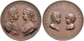 RDR / ÖSTERREICH 
 Maria Theresia, 1740-1780 
 Bronzemedaille o. J. (1745). Auf die Geburt des Erzherzogs Karl. Stempel von O. Hamerani. Die Brustbi...