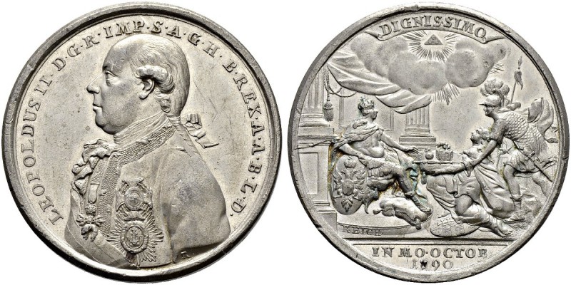 RDR / ÖSTERREICH 
 Leopold II. 1790-1792 
 Zinnmedaille 1790. Auf seine Krönun...