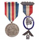 RELIGION FREIMAUREREI
Frankreich Lot Paris, tragbare versilberte Bronzemedaille 1909, auf das Sonnenwendfest der Loge Fraternité des Peuples, Vs.: zw...