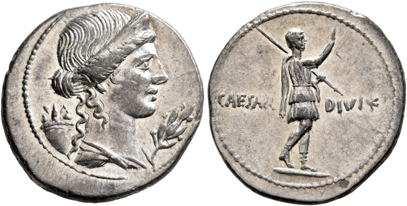 Octavian, 44-27 BC. Denarius (Silver, 20 mm, 4.07 g, 3 h), uncertain mint in Ita...