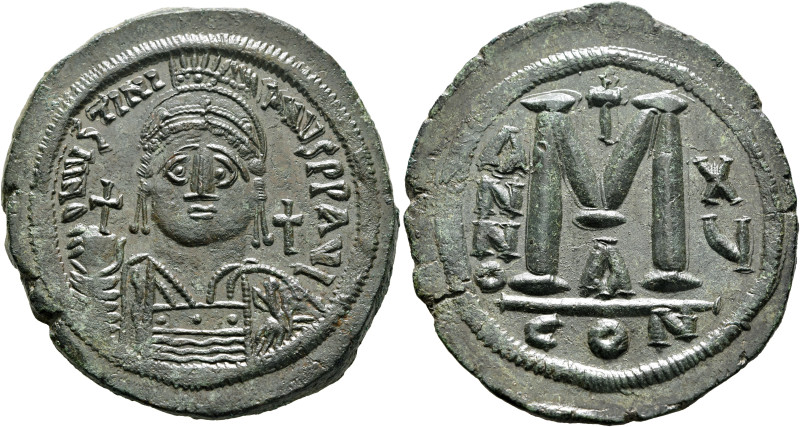 Justinian I, 527-565. Follis (Bronze, 39 mm, 23.25 g, 7 h), Constantinopolis, RY...