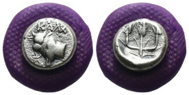 Thrace. Kalchedon. (387-340 BC) AR Hemidrachm. Obv: Forepart of bull left with pentagram. Rev: three corn-ears. Weight 1.96 gr - Diameter 11 mm
