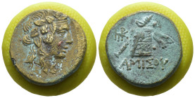 Pontos. Amisos. Mithradates VI.Eupator (85-65 BC). Bronze Æ. Pergamon. Obv: laureate head of Dionysos right. Rev: Cista mystica. Weight 7.94 gr - Diam...