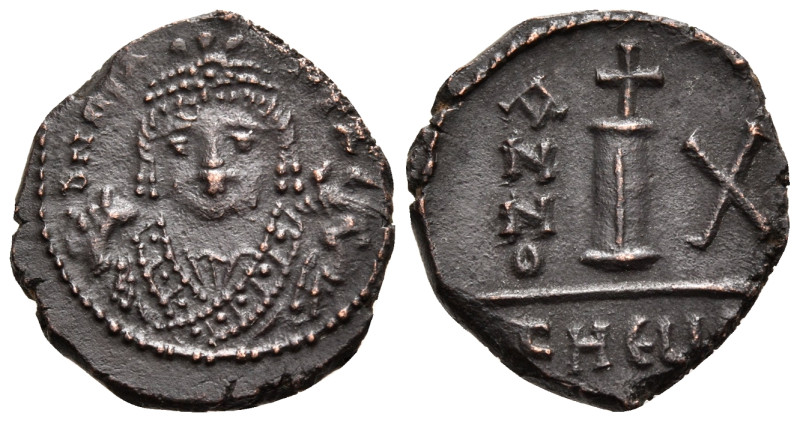 Maurice Tiberius, 582-602. Decanummium (Bronze, 17 mm, 2.34 g, 6 h), Theoupolis ...