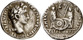 (2 a.C.-4 d.C.). Octavio Augusto. Denario. (Spink 1597) (S. 43) (RIC. 207). Grieta radial. 3,41 g. MBC-.