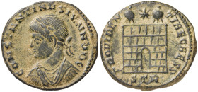 (324-325 d.C.). Constantino II. Treveri. AE 19. (Spink 17215) (Co. 165) (RIC. 455). 3,13 g. MBC+.