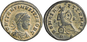 (318-319 d.C.). Constantino II. Roma. AE 19. (Spink 17261) (Co. 171) (RIC. 156). 3,11 g. MBC+.