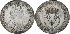 Louis XV - Ecu Vertugadin 1716 Y (Bourges)
Flan réformé.

Argent - 30,54 grs - 42 mm
G.317
TTB-/TTB+

Rare pour Bourges (R2 dans le Gadoury des...