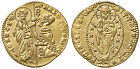 Venezia - Marco Corner (1365-1368) Ducato - D/ MARC CORNARIO - S M VENETI, San Marco stante a sinistra porge il vessillo al doge genuflesso, lungo l'a...