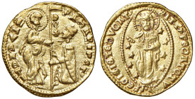 Venezia - Pasquale Malipiero (1457-1462) Ducato - D/ PA MARIPET - S M VENETI, San Marco stante a sinistra porge il vessillo al doge genuflesso, lungo ...