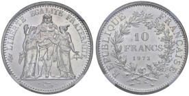 Francia - Quinta Repubblica (dal 1959) 10 Franchi 1973 - KM 932 Ag • In slab NGC MS 65 n. 6634747-038

Status: FDC