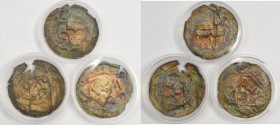 Altdeutschland und RDR bis 1800: Mittelalter, Lot 3 Brakteaten, nicht näher bestimmt.
 [differenzbesteuert]
Gebotslos, Zuschlag zum Höchstgebot!