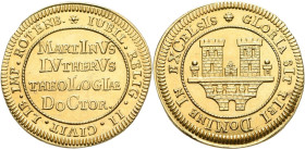 Altdeutschland und RDR bis 1800: Rothenburg ob der Tauber: Dukat 1717, Nürnberg. Auf das zweite Reformationsjubiläum. Ansicht der Stadtburg / Stadtwap...