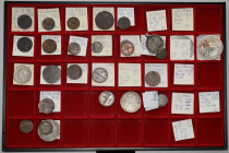 Altdeutschland und RDR bis 1800: Sachsen: Lot 30 Münzen, u. a. Meissner Groschen (2x), 1/6 Taler 1675 (gehenkelt), 2/3 Taler 1768, Taler 1860, 1/6 Tal...