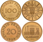 Saarland: Saarlands Münzen 1954 /1955: Schaukasten mit 9 Münzen. Den oberen Teil füllen die Umlaufmünzen 10 bis 100 Franken 1954-1955 (J. 801-804). Mi...