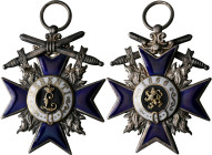 Orden & Ehrenzeichen: Bayern: Militärverdienstorden Kreuz 4. Klasse mit Schwertern (MERENTI 1866), Silber, mittig schwarz emailliert mit einem goldene...