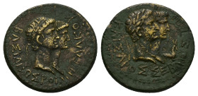 Kings of Thrace. Rhoemetalkes I and Pythodoris, circa 11 BC-AD 12, with Augustus and Livia. AE. 11.72 g. 26.62 mm.
Obv: ΒΑΣΙΛΕΩΣ ΡΟΙΜΗΤΑΛΚΟΥ. Jugate h...