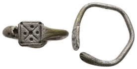 Greek Silver Ring (5th-4th BC centuries).
Weight: 1.93 g.
Diameter: 19.80 mm.