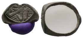 AE Islamic finger-ring (1st century BC–2nd century AD)
Bronze Islamic finger-ring, bezel is in almond form.
Weight: 3.56 g.
Diameter: 18.43 mm.