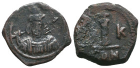 Byzantine Coins. Ae. Circa, 7th - 11th Century.
Reference:
Condition: Very Fine
W :4.3gr
H :19.8mm