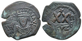 Byzantine Coins. Ae. Circa, 7th - 11th Century.
Reference:
Condition: Very Fine
W :6.2gr
H :25.3mm