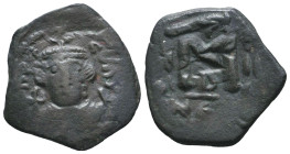 Byzantine Coins. Ae. Circa, 7th - 11th Century.
Reference:
Condition: Very Fine
W :4.3gr
H :23.6mm