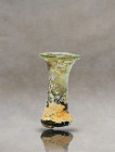 Miniature Roman cast glass ungentarium 1st century AD with mirror silver iridescence. SG149 / 4 cm
W :
H :