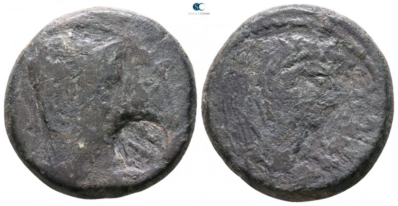 Macedon. Thessalonica. Augustus, with Divus Julius Caesar 27 BC-AD 14. 
Bronze ...