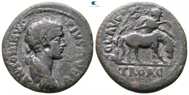 Troas. Alexandreia. Caracalla AD 198-217. 
Bronze Æ

23mm., 8,36g.



ver...
