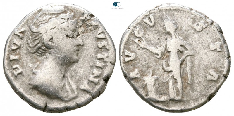 Diva Faustina I AD 140-141. Rome
Denarius AR

16mm., 3,01g.



nearly ver...