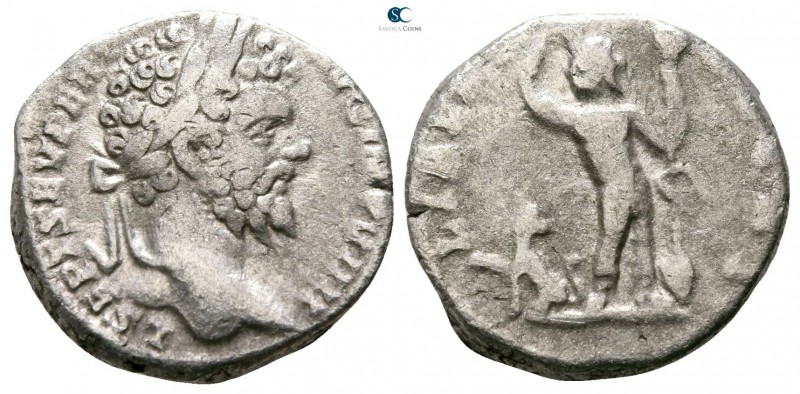 Septimius Severus AD 193-211. Rome
Denarius AR

15mm., 3,06g.



nearly v...