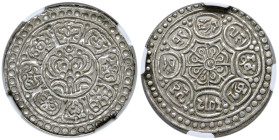 CINA. Tibet Ga Den Tangka. ND (1907-1925). AG. Type F. KM -F.13.5. Cerchio di loto da 12 mm. In Slab NGC 5790230-002 MS62.