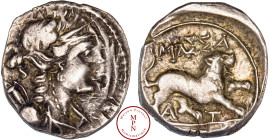 Massalia (Marseille), Drachme, 125-90 avant J.-C., Av. Buste d'Artémis à droite, l'arc et le carquois dans le dos, Rv. MAΣΣA, Lion à droite, A et T da...