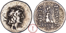 Royaume de Cappadoce, Ariarathes IX Eusebes Philopator (100-85 avant J.-C.), Drachme, Av. Tête à droite, Rv. Athéna debout à gauche, s'appuyant sur so...