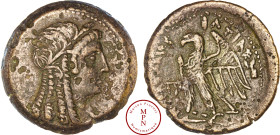 Egypte, Royaume Lagide, Ptolémée VI Philométor (180-145 avant J.-C.,) et Cléopatre Iere Thea (régente), Bronze, 176-170 avant J.-C., Av. Tête diadémée...