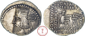 Royaume Parthes, Pacorus Ier (78-120), Drachme, Ecbatana, Av. Buste diadémé et cuirassé à gauche, Rv. Archer assis sur un trône à droite, tenant un ar...