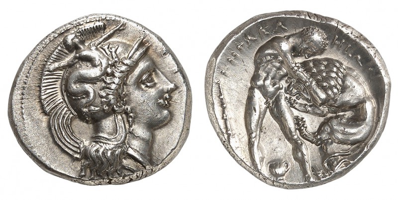 Lucanie
Héraclée.
Nomos vers 360-320 av. J.-C. Tête d'Athéna casquée à droite,...