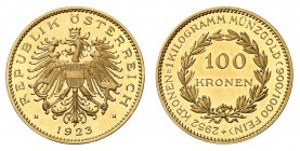 Première République, 1918-1938. 
100 Kronen 1923, Vienne. FRAPPE sur FLAN BRUNI. Ecusson autrichien sur une aigle aux ailes éployées tenant une fauci...
