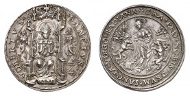 Salzbourg
Johann Jakob Khuen von Belasi, 1560–1586. 
Double Taler 1571, Salzbourg. Saint Rupert trônant de face sous un dais. Deux lions de part et ...