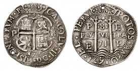 Charles II, 1665-1700. 
8 Reales 1671 E, Potosi. FRAPPE de PRESENTATION sur flan régulier. Croix cantonnée des armoiries de Castille et de León. Cour...