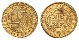 Royaume d'Espagne
Philippe IV, 1621-1665. 
8 Escudos 1637, Ségovie. Armoiries couronnées. Marque d'atelier dans le champ gauche. Valeur dans le cham...