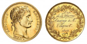Epoque contemporaine 
Premier Empire, 1804-1814. 
Médaille de récompense en or décernée par le département de la Marne à monsieur CLIQUOT en 1809, p...