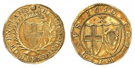 Commonwealth, 1649-1660. 
Double Crown de 10 Schillings 1650, Londres (Tower mint). Ecu à la croix de saint Georges dans une couronne végétale / Ecu ...