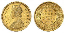 Période impériale
Victoria, 1858-1901. 
Mohur 1862, Calcutta. Buste couronné à gauche / Valeur et date dans un cercle ornementé. Tranche striée. 10,...