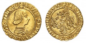 Milan
Galeazzo Maria Sforza, 1466-1476. 
Ducat non daté. Buste cuirassé, tête nue, à droite / Ecu surmonté d'un heaume à cimier. De part et d'autre,...