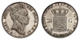 Willem I, 1815-1840. 
2,5 Gulden 1840. Tête nue du roi à droite / Ecu couronné. Valeur de part et d'autre. Tranche inscrite en creux. 24,98g. KM 67. ...
