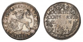 Zurich
Demi-Taler de 36 Schillings 1705. Lion debout à gauche, tenant une épée et un bouclier. Valeur à l'exergue / Inscription et date sur cinq lign...
